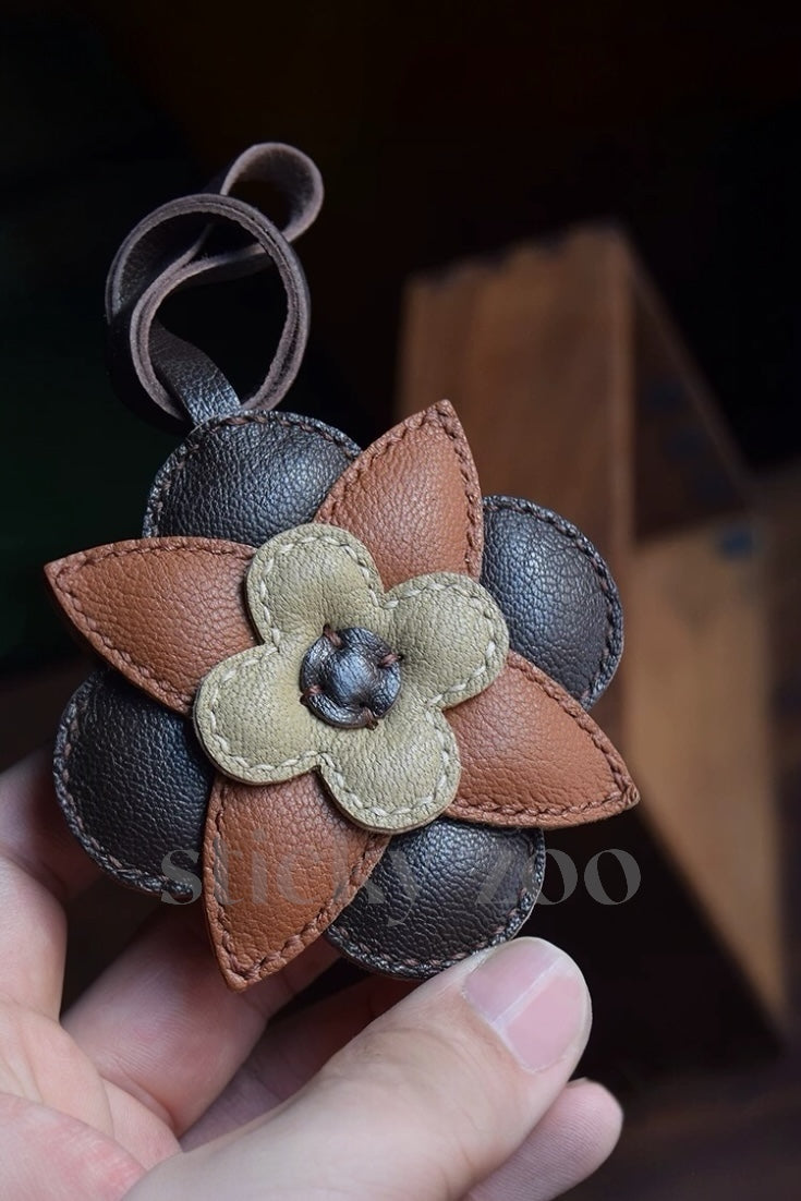 BLOOM CHARM