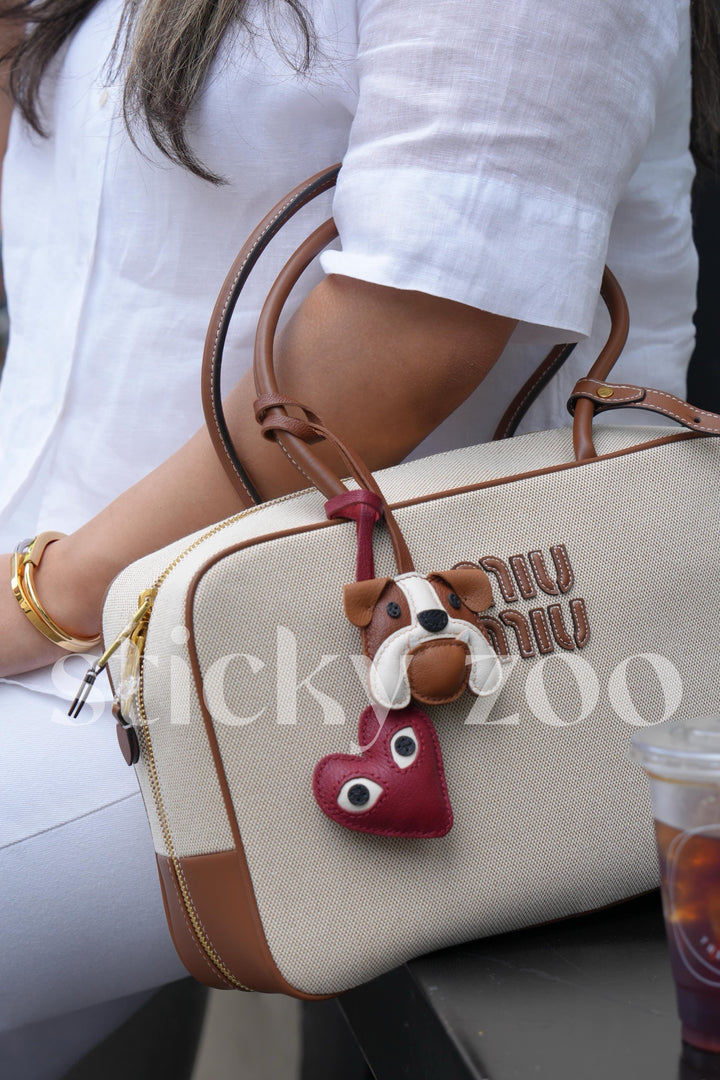 redefine-luxury-with-every-charm-sticky-zoo