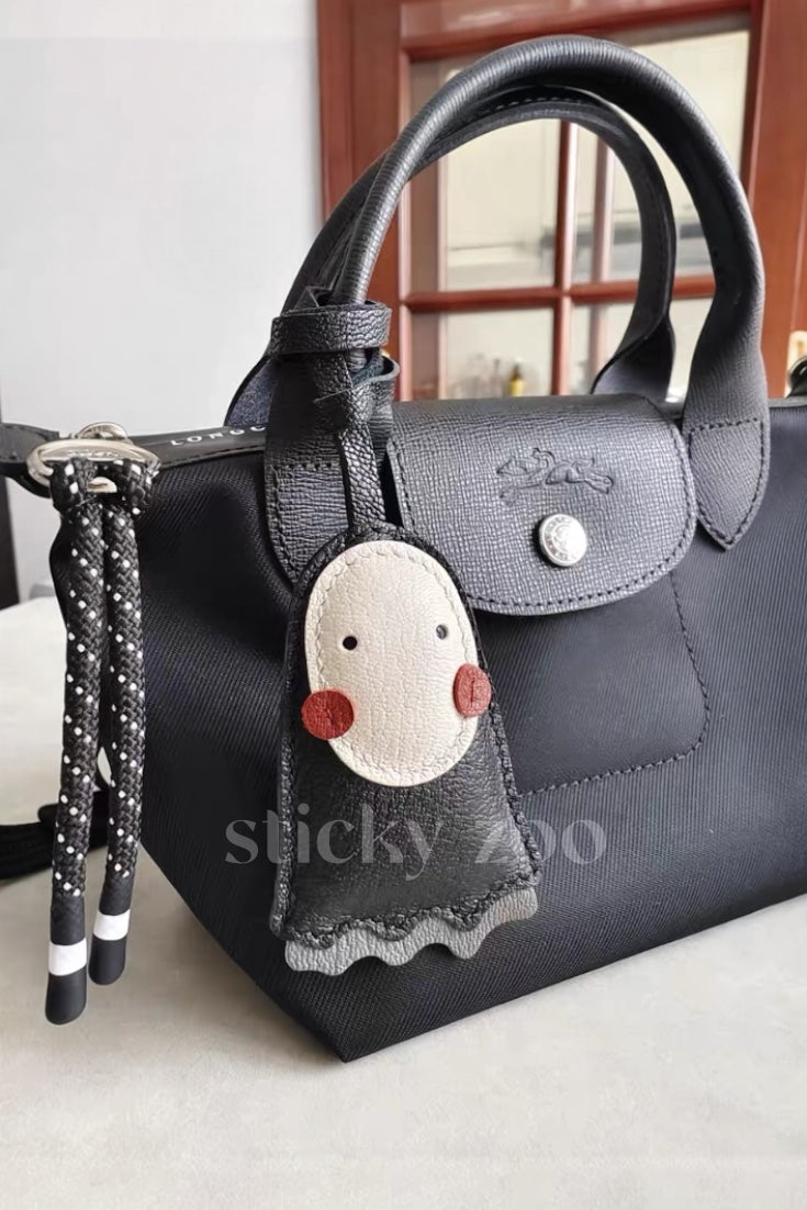 NO FACE CHARM