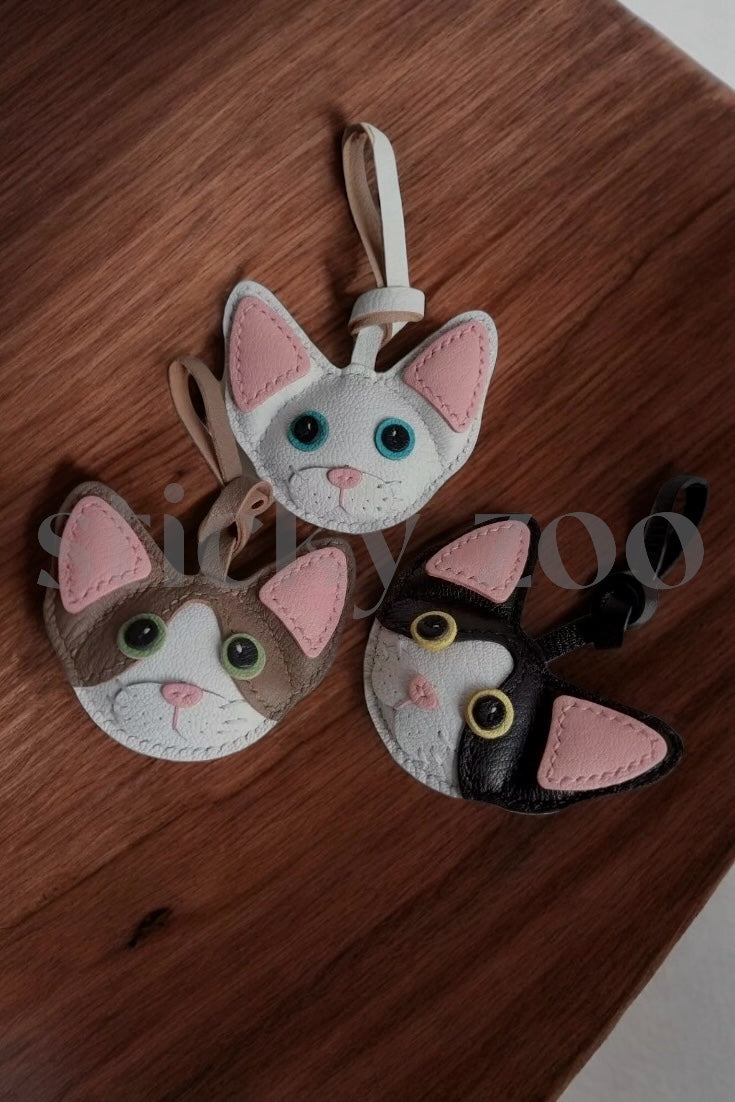 DEVON REX CHARM