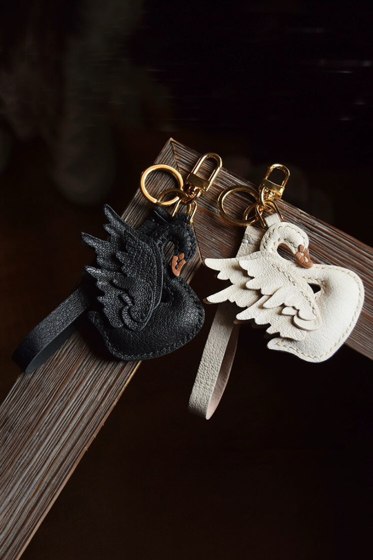 SWAN CHARM