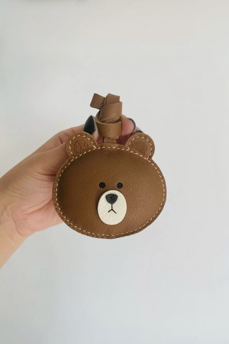 CUDDLY BEAR LEATHER CHARM