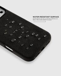 FUNDA PARA TELÉFONO ALCANTARA — NEGRA