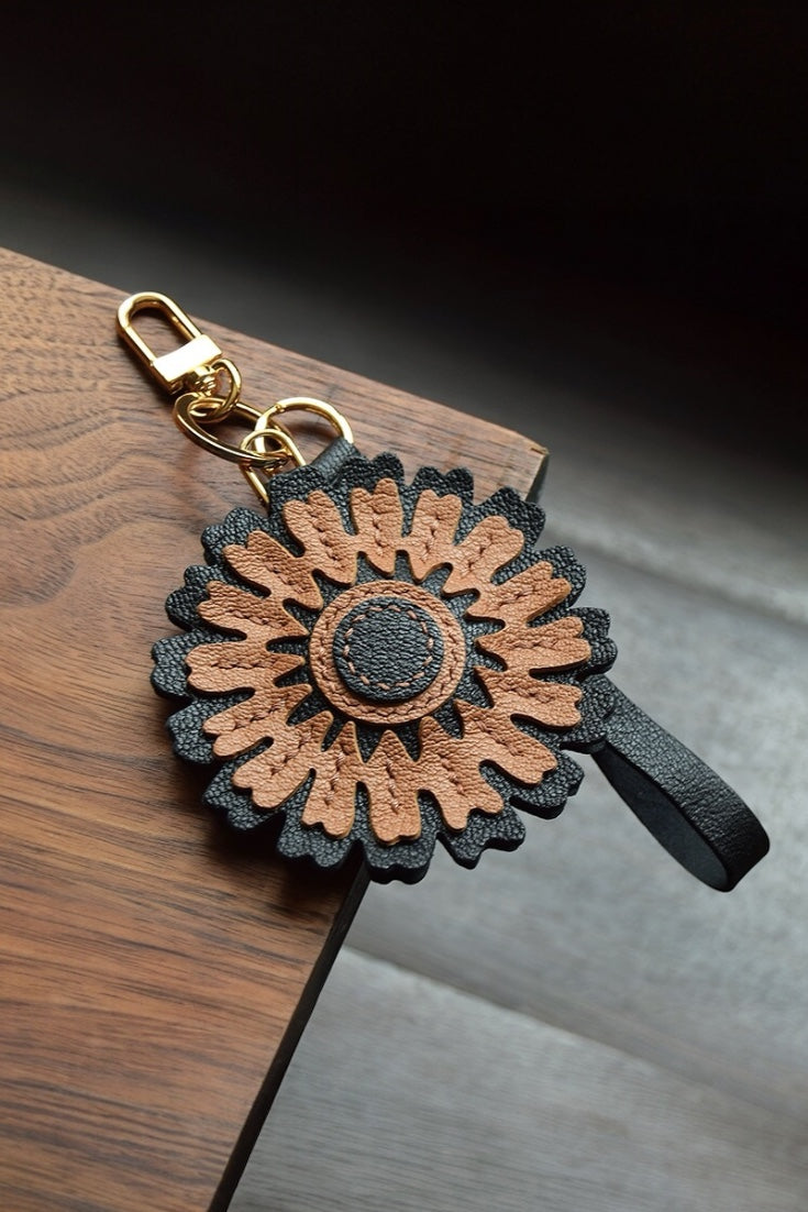 FLOWER BAG CHARM