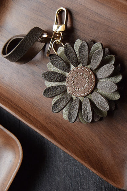 FLOWER BAG CHARM