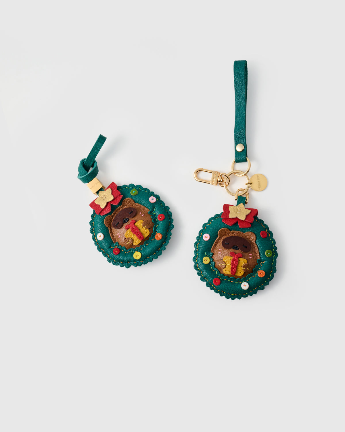 THE HOLIDAY BEAVER CHARM