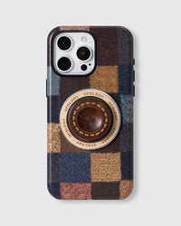 Pouzdro na telefon s knoflíkovým vzorem