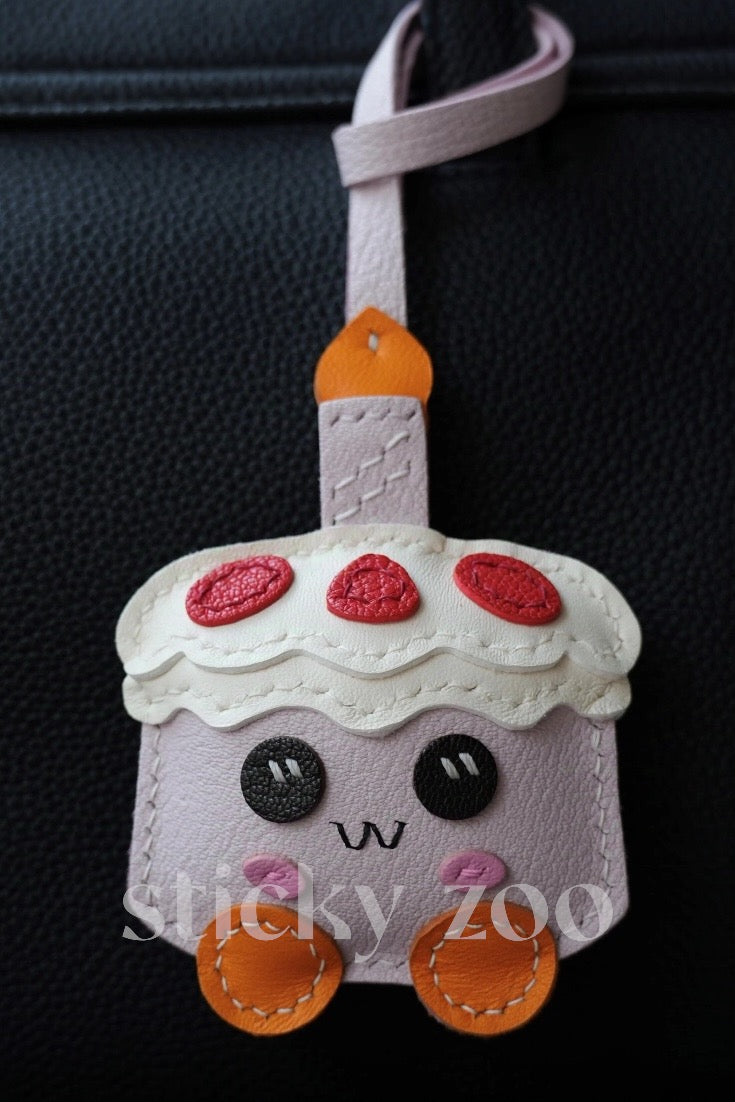 CAKE CHARM