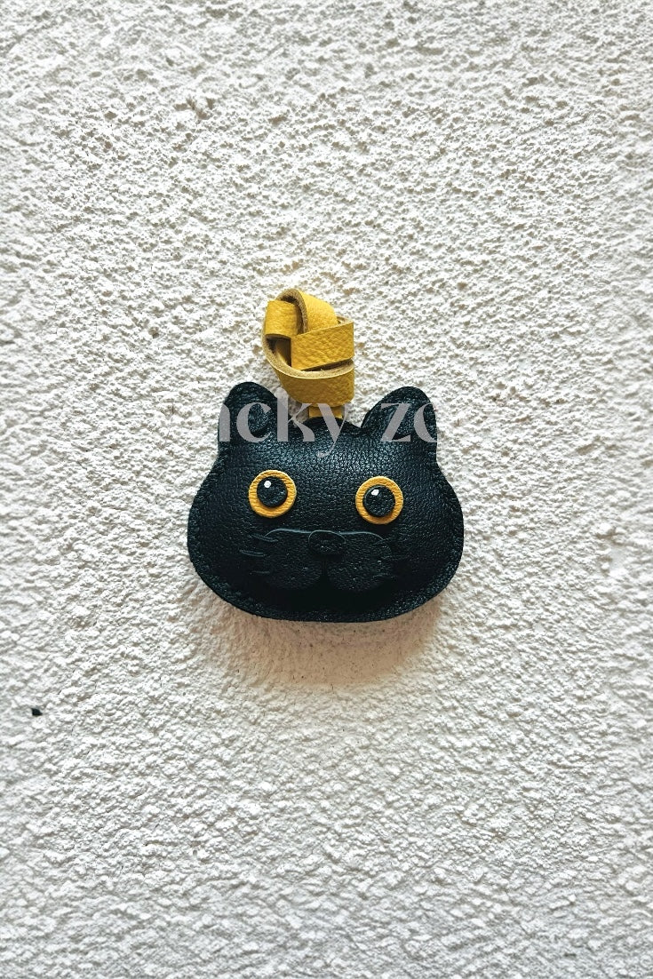 BRITISH SHORTHAIR CHARM