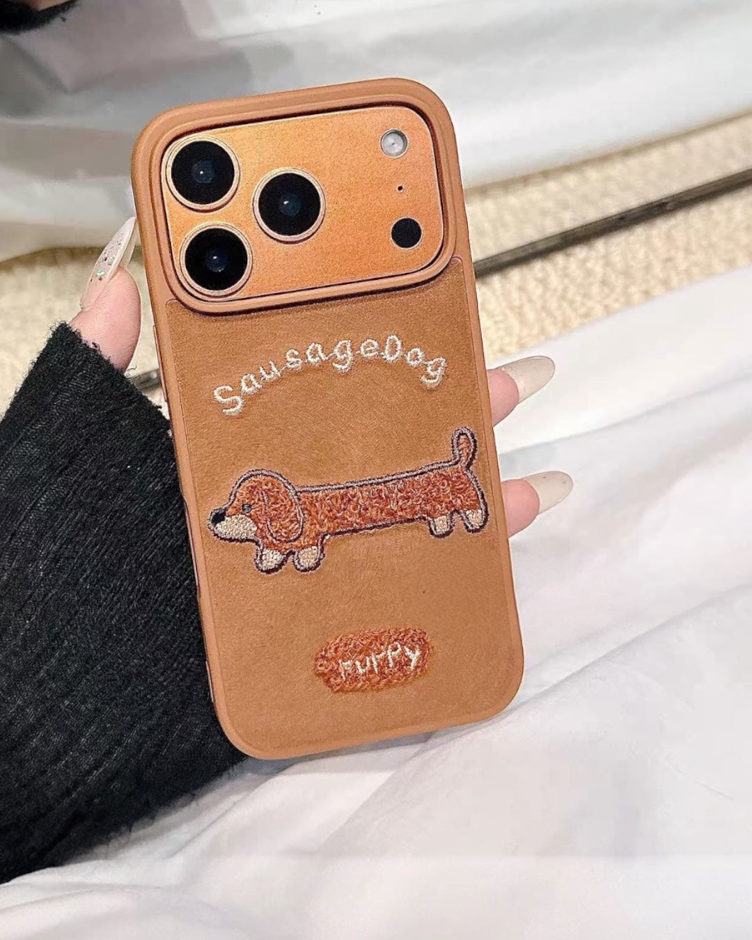 SAUSAGE DOG CASE