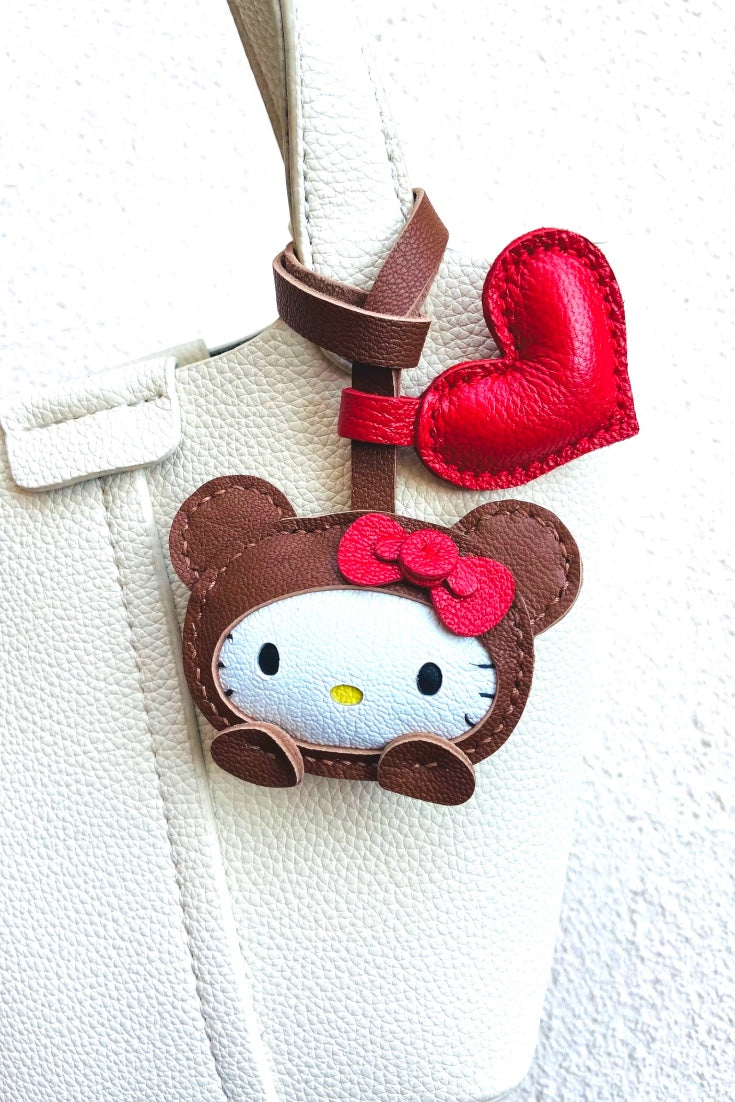 HELLO KITTY HEART BAG CHARM