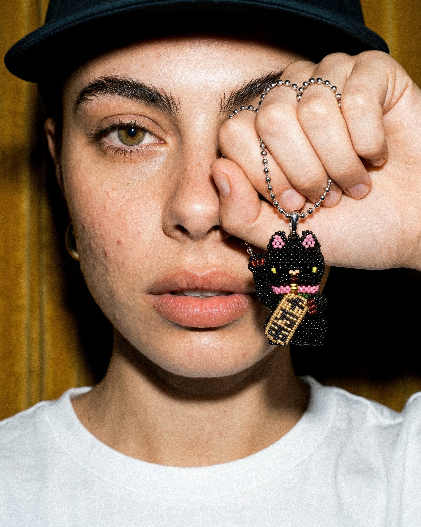 BLACK LUCKY CAT BEAD NECKLACE