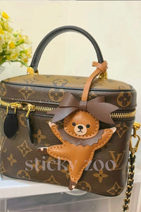 BALLET BEAR CHARM charm — real French leather, 3 days by hand.