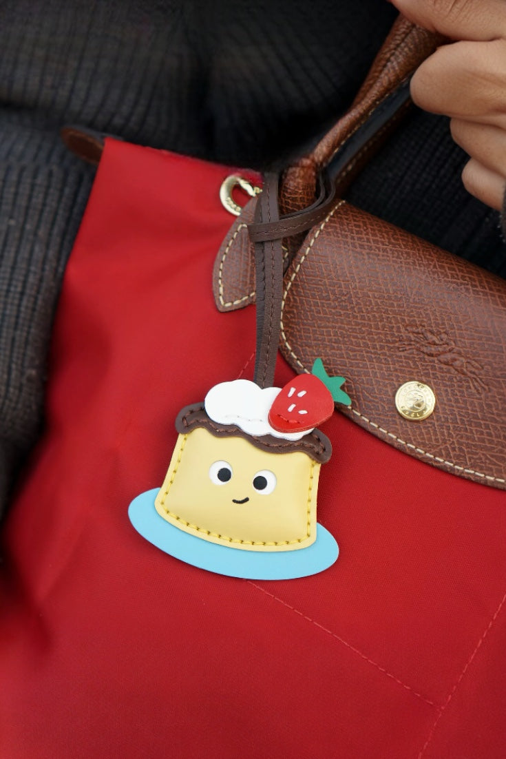 STRAWBERRY PUDDING BAG CHARM