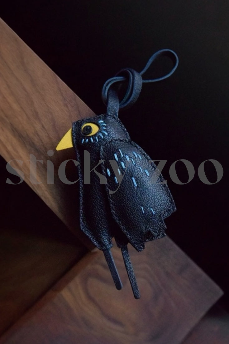 BLACK BIRD CHARM – Sticky Zoo®