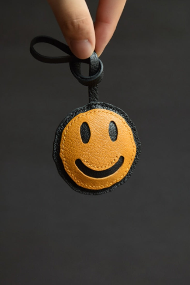 SMILE BAG CHARM