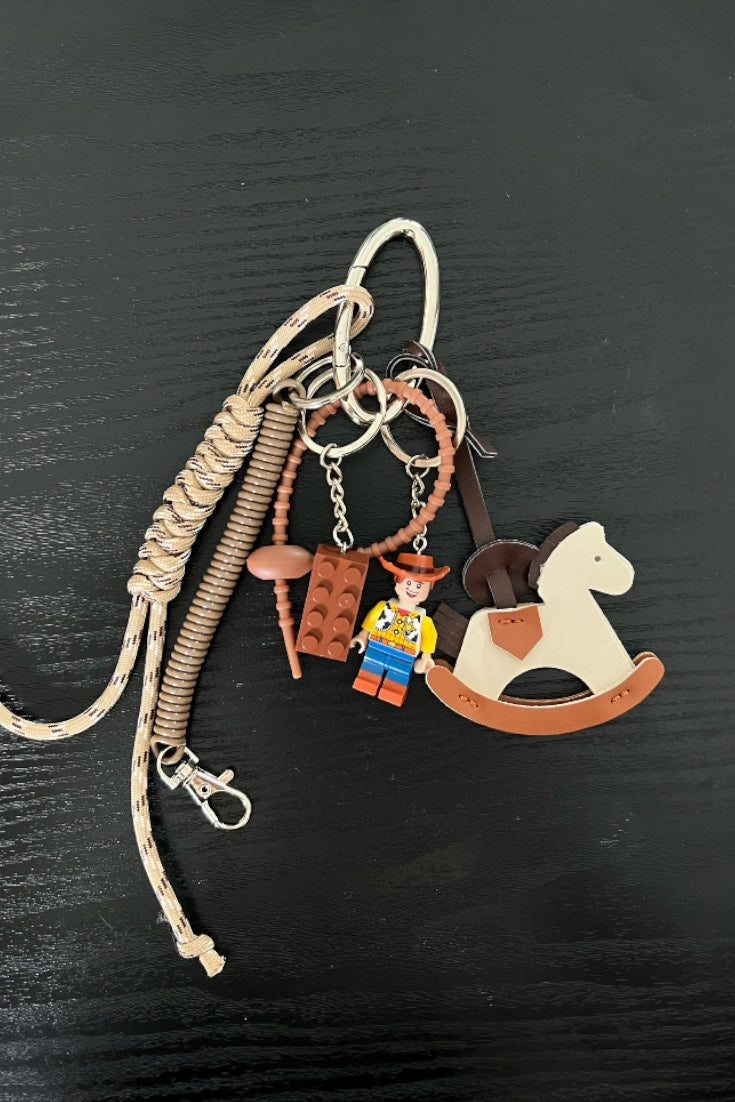 WOODY BAG CHARM