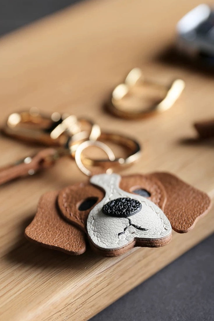 BEAGLE BAG CHARM