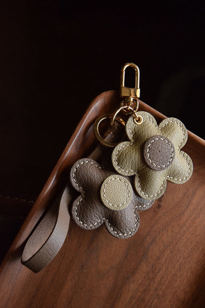 FLOWERS BAG CHARM