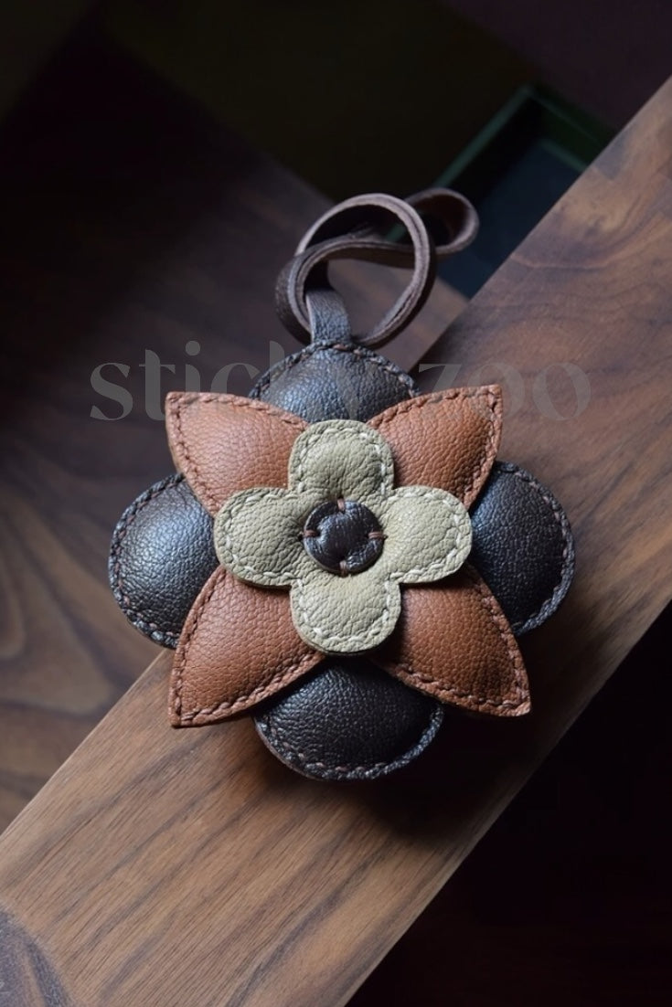 BLOOM CHARM