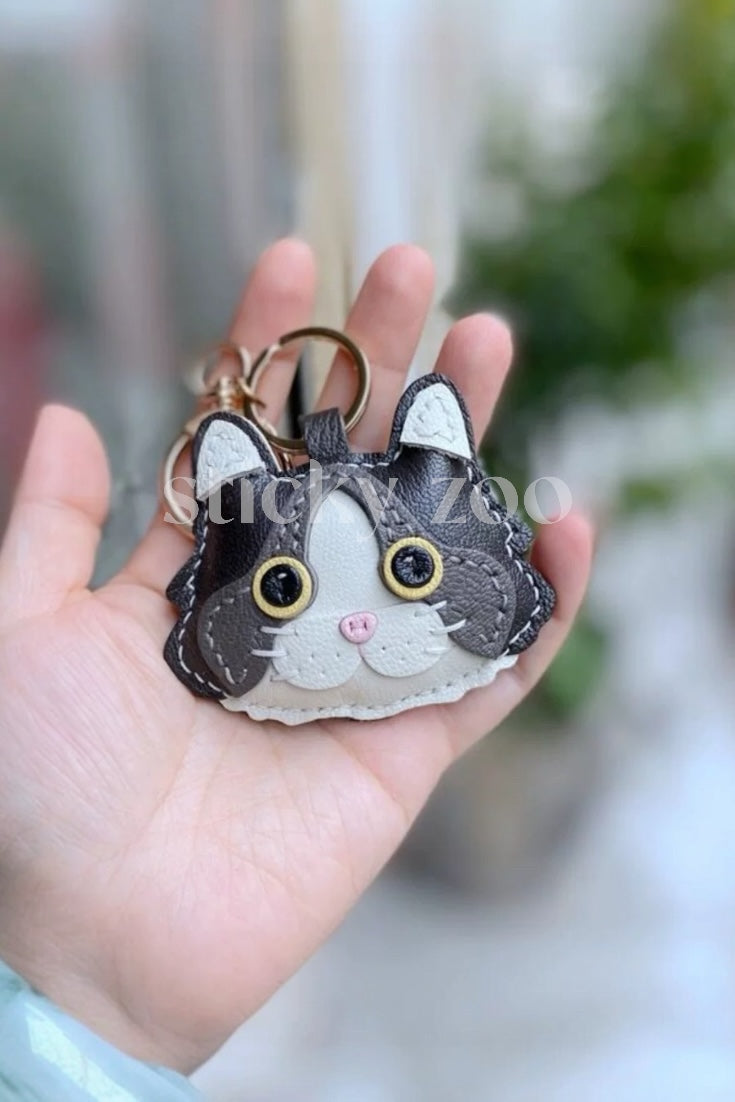 RAGDOLL FACE CHARM