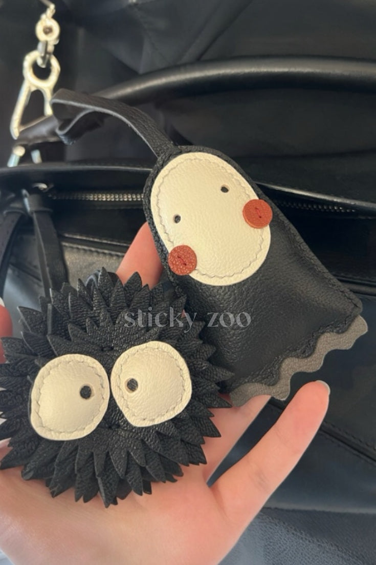 NO FACE CHARM