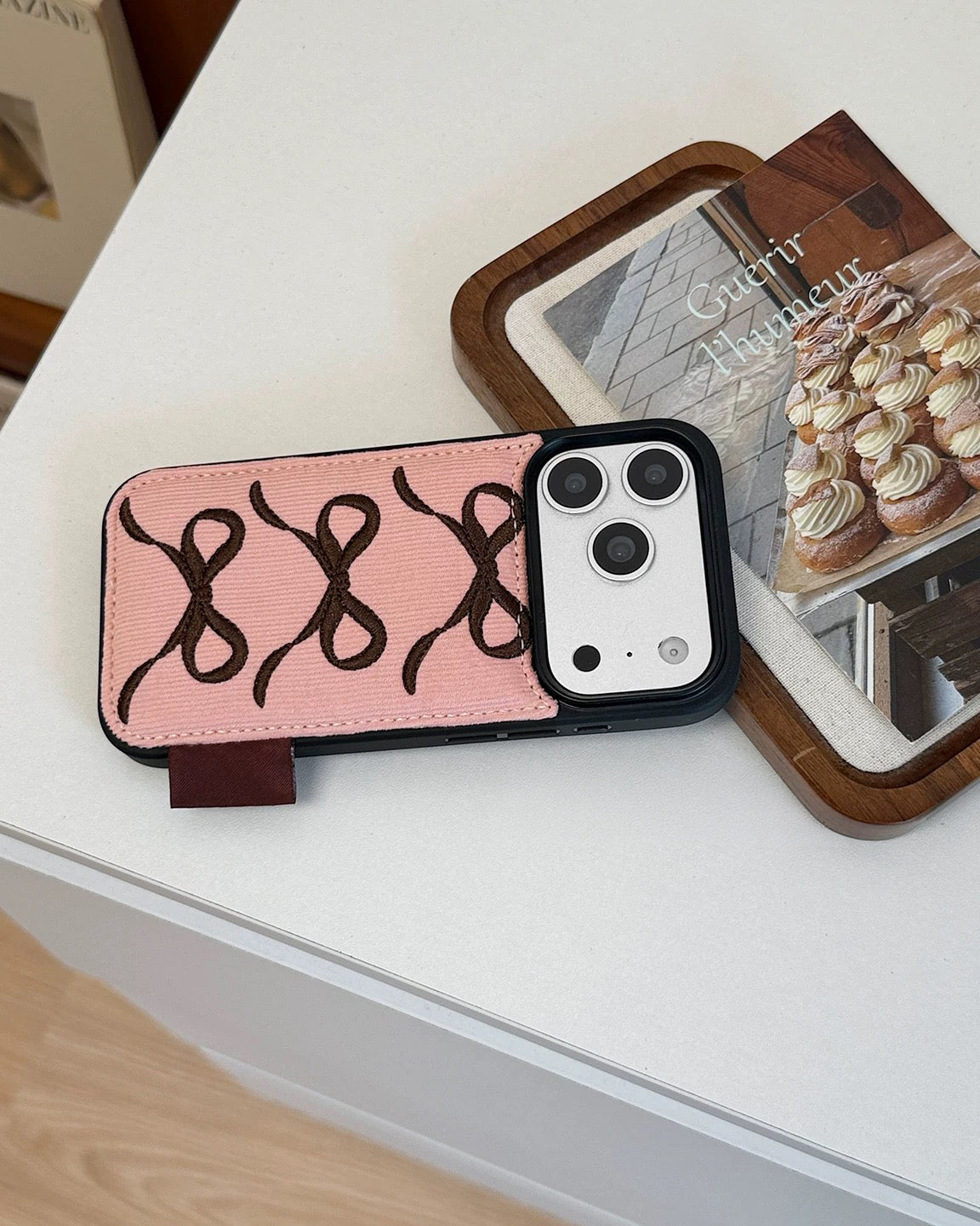 ROZE DRIEMAAL STRIKJE KORDUUR PORTEMONNEE TELEFOONHOESJE