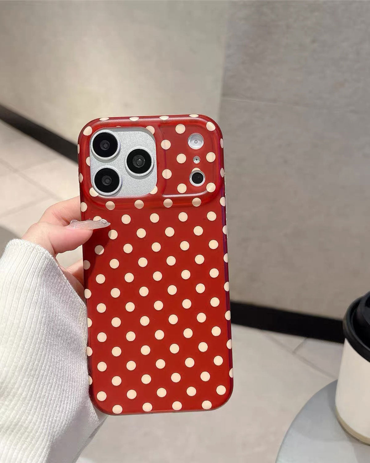 RED POLKA DOT PHONE CASE
