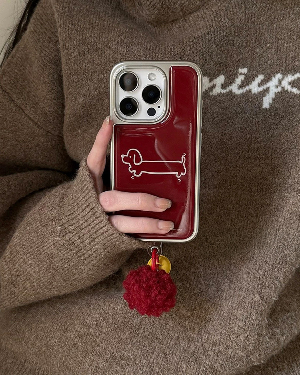 STRETCHY SAUSAGE DOG PHONE CASE