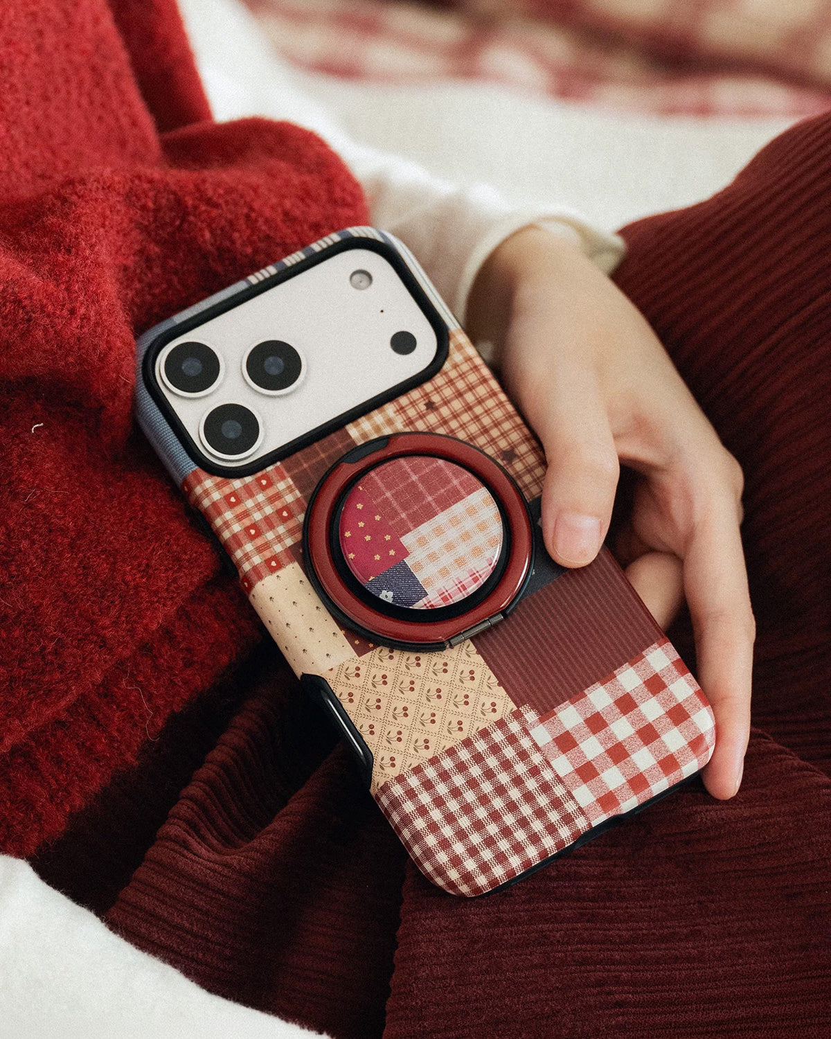SAMPUL TELEFON BUSUR BERWARNA MERAH