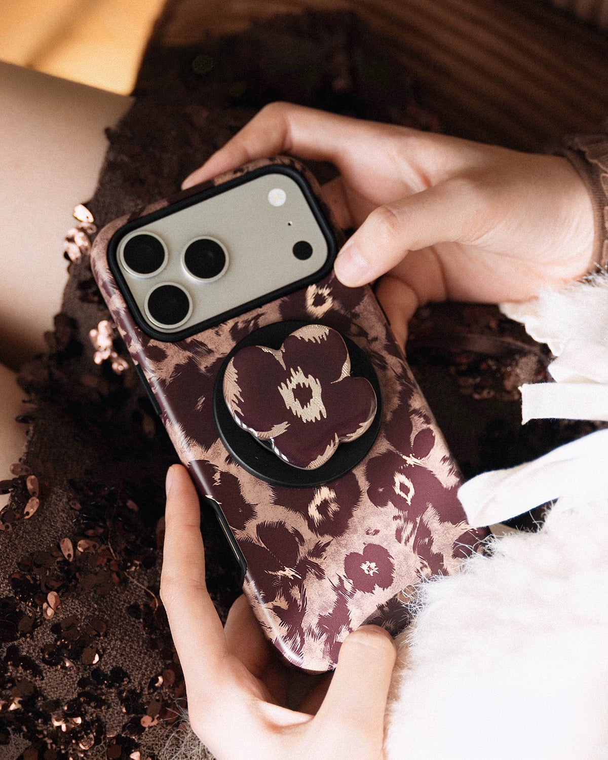WILD BLOOM MAGSAFE PHONE CASE