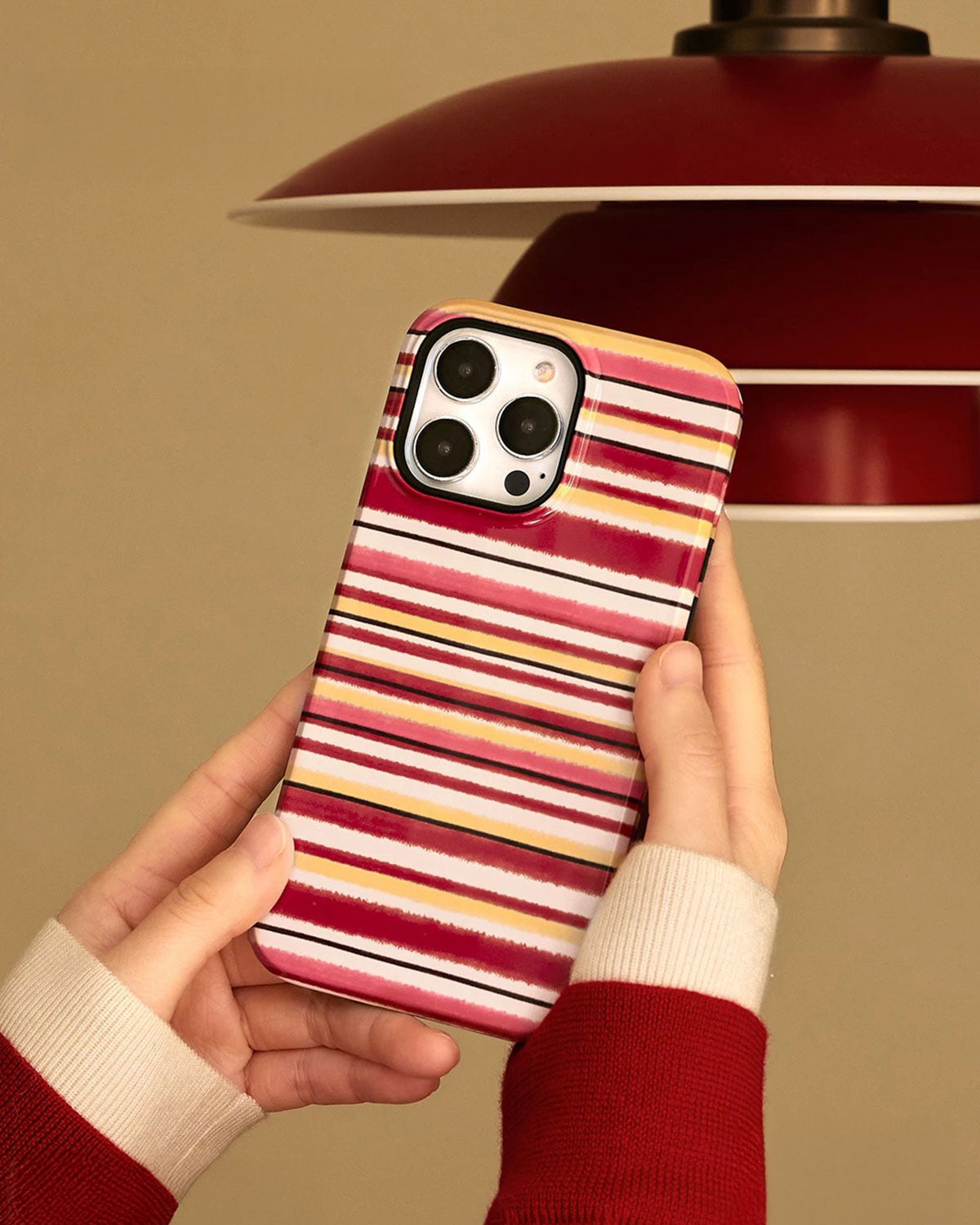 Warm Stripe Oven Glove Phone Case