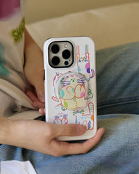 Coque de téléphone avec griffonnages colorés de chat