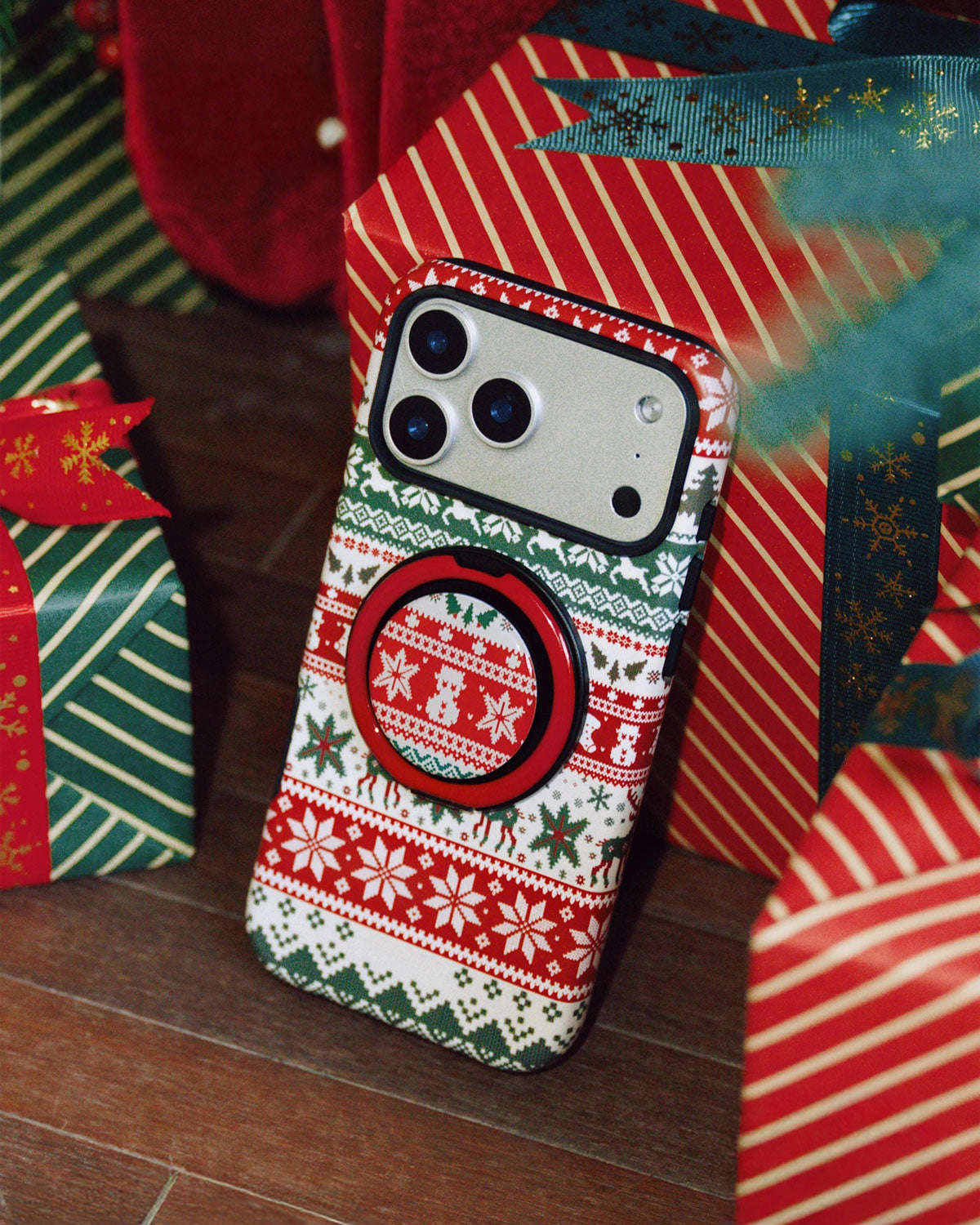 Holiday Knit Pattern Phone Case