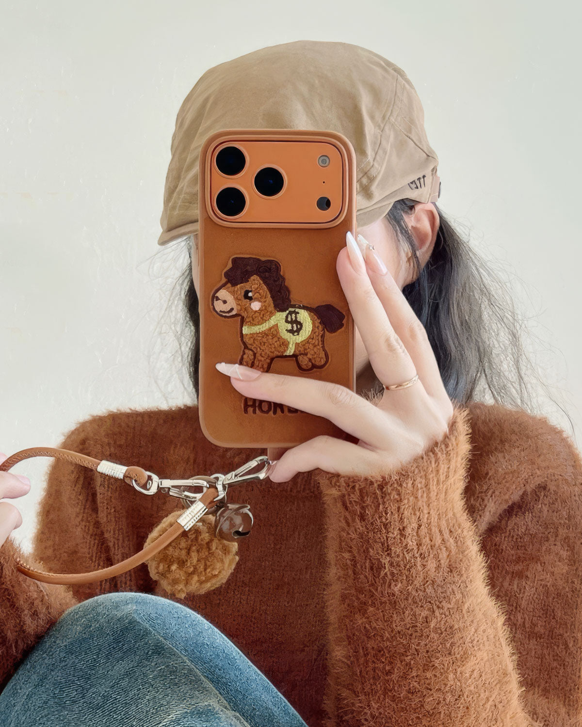COZY HORSE STRAP PHONE CASE