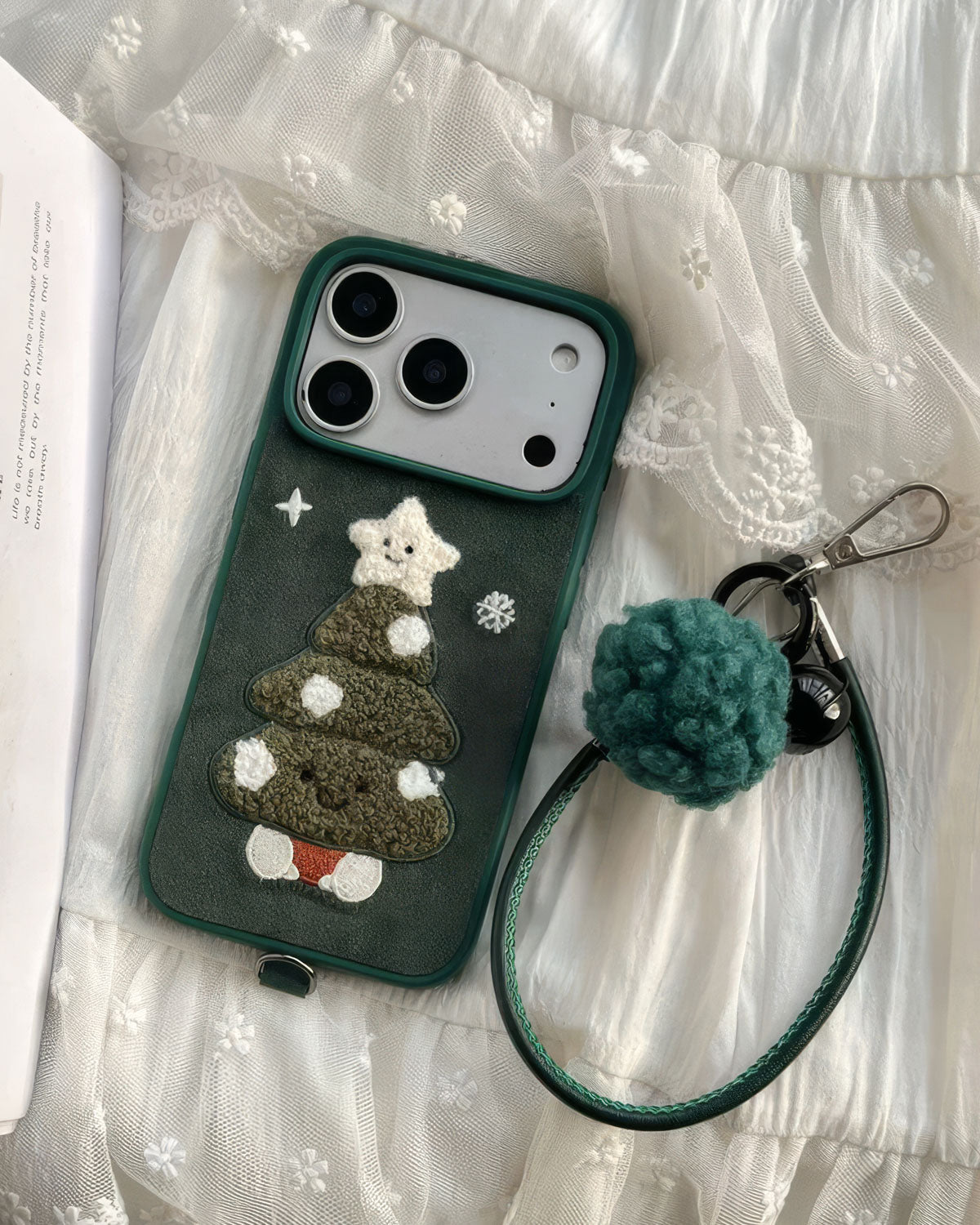 COZY TREE STRAP PHONE CASE