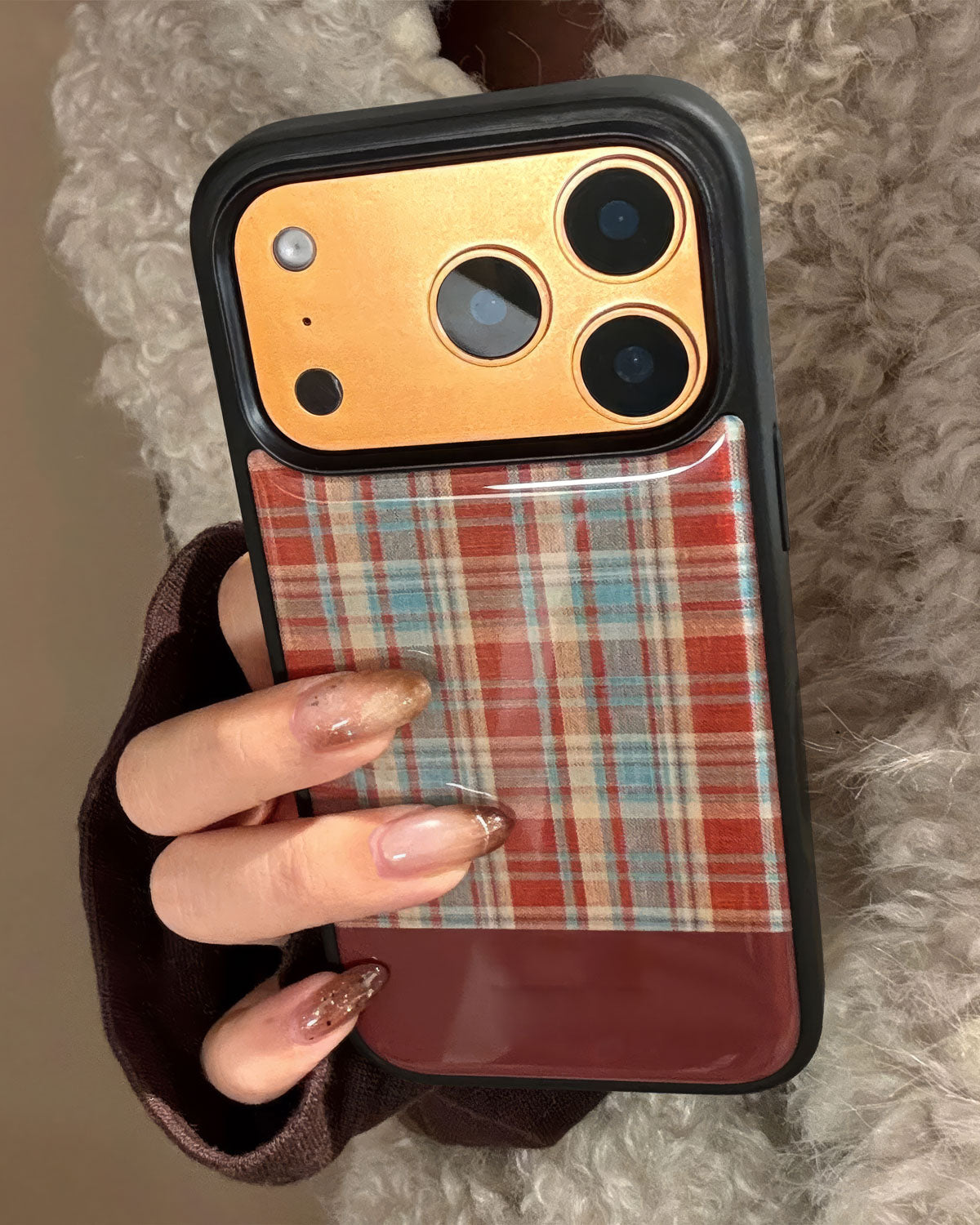 PLAID MINIMAL PHONE CASE