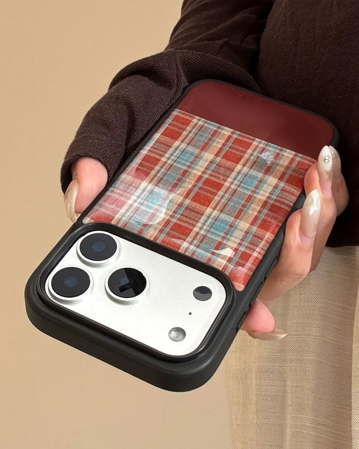 PLAID MINIMAL PHONE CASE
