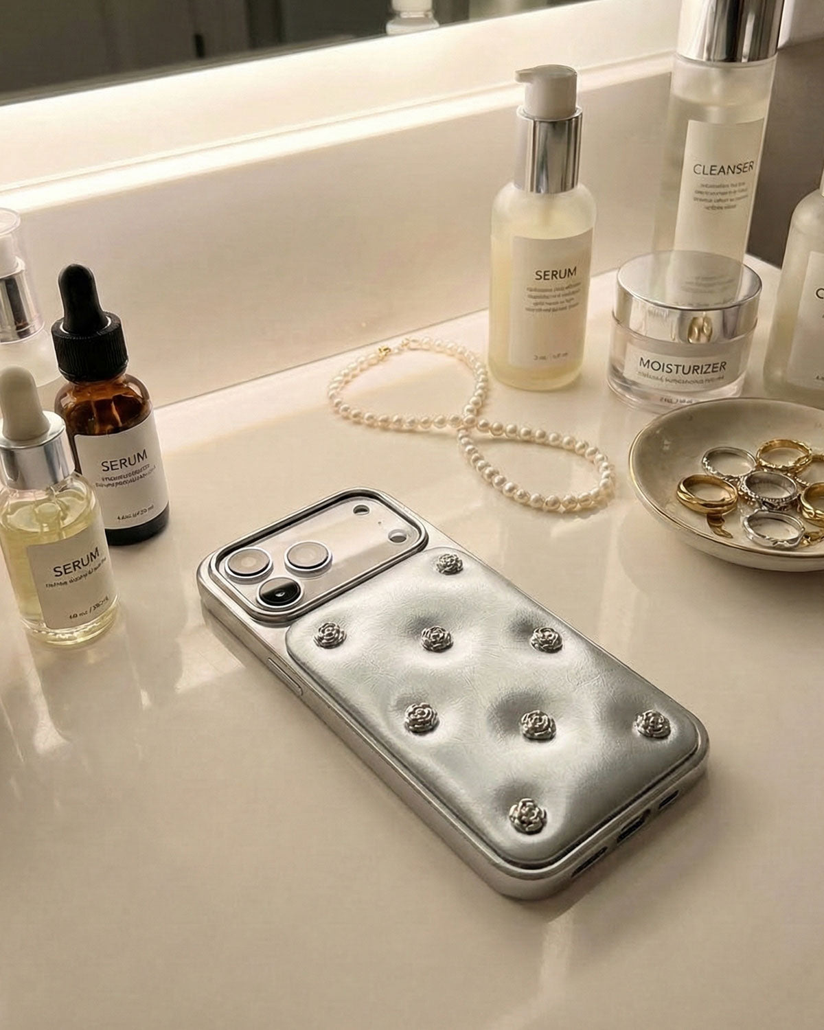 SILVER STUD QUILTED Phone Case