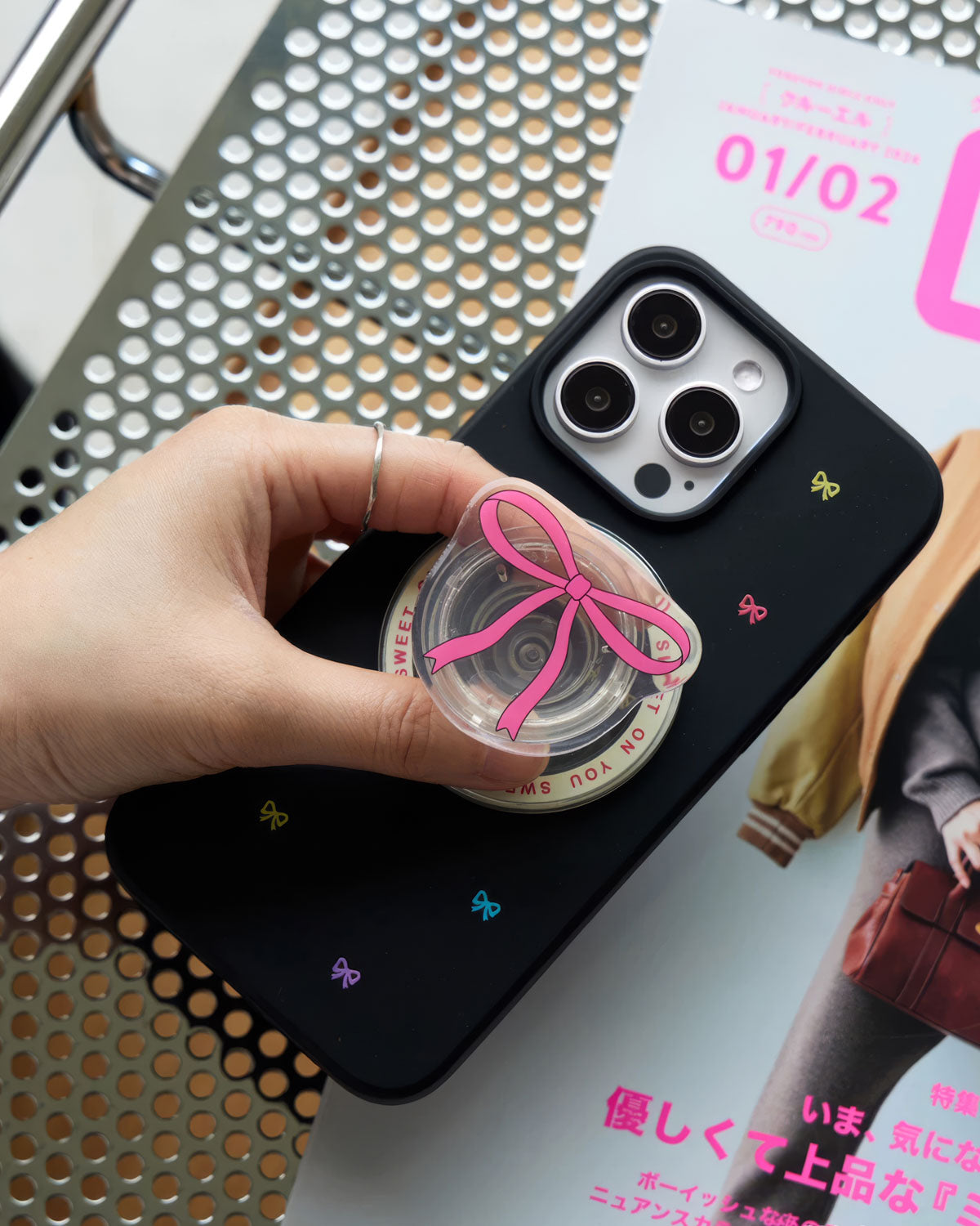 SWEET BOW GRIP PHONE CASE