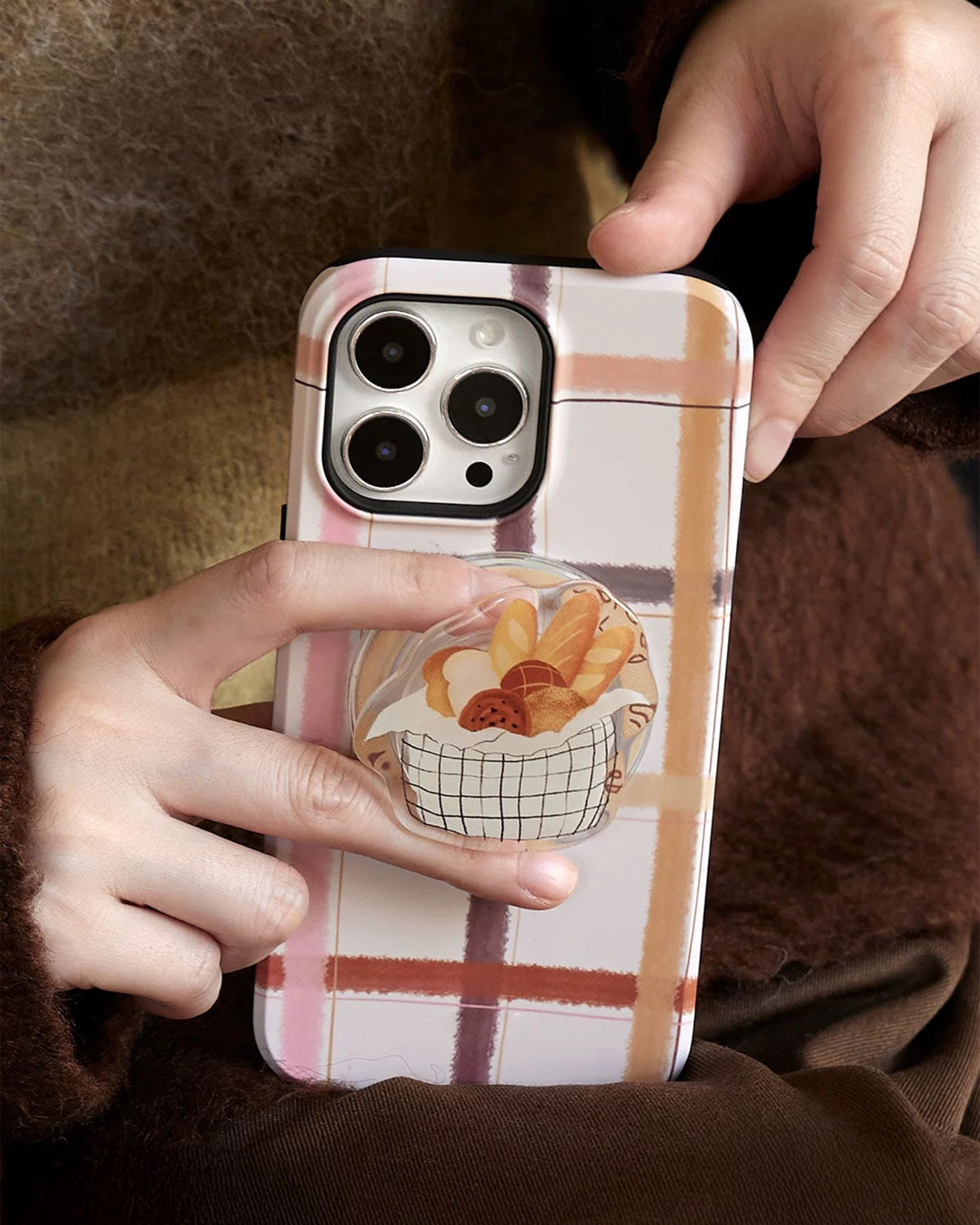 BAKERY BASKET GRIP PHONE CASE