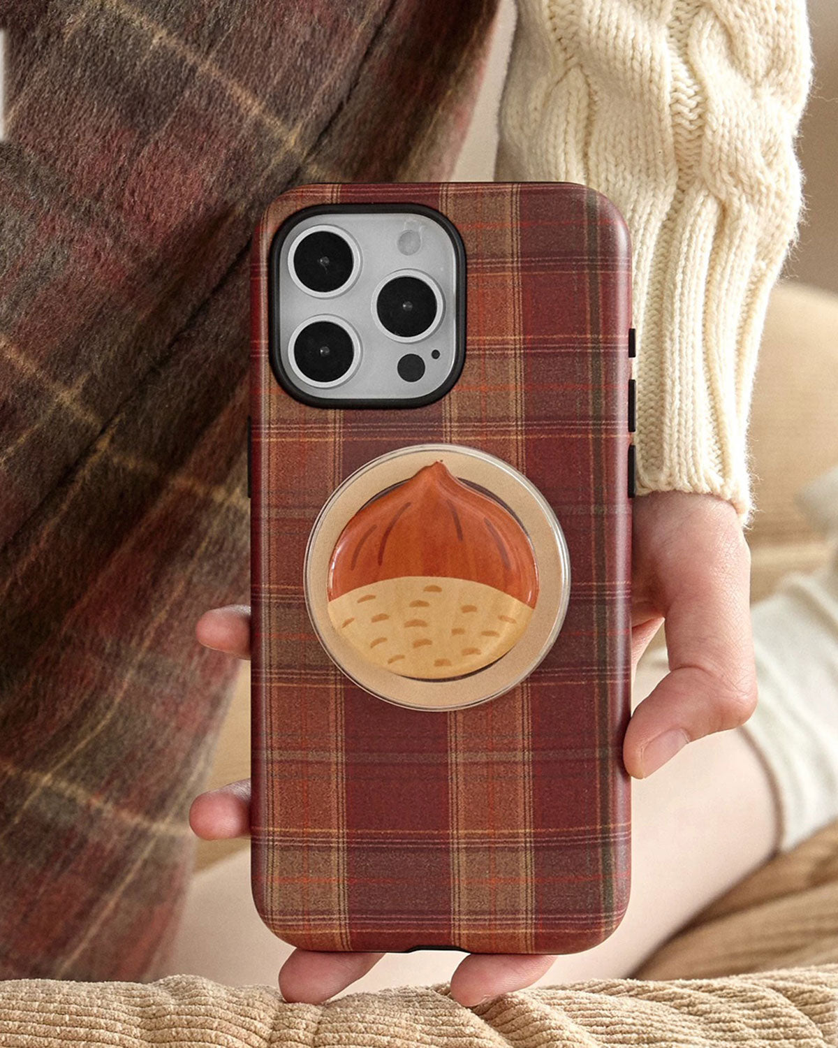 CHESTNUT PLAID GRIP PHONE CASE