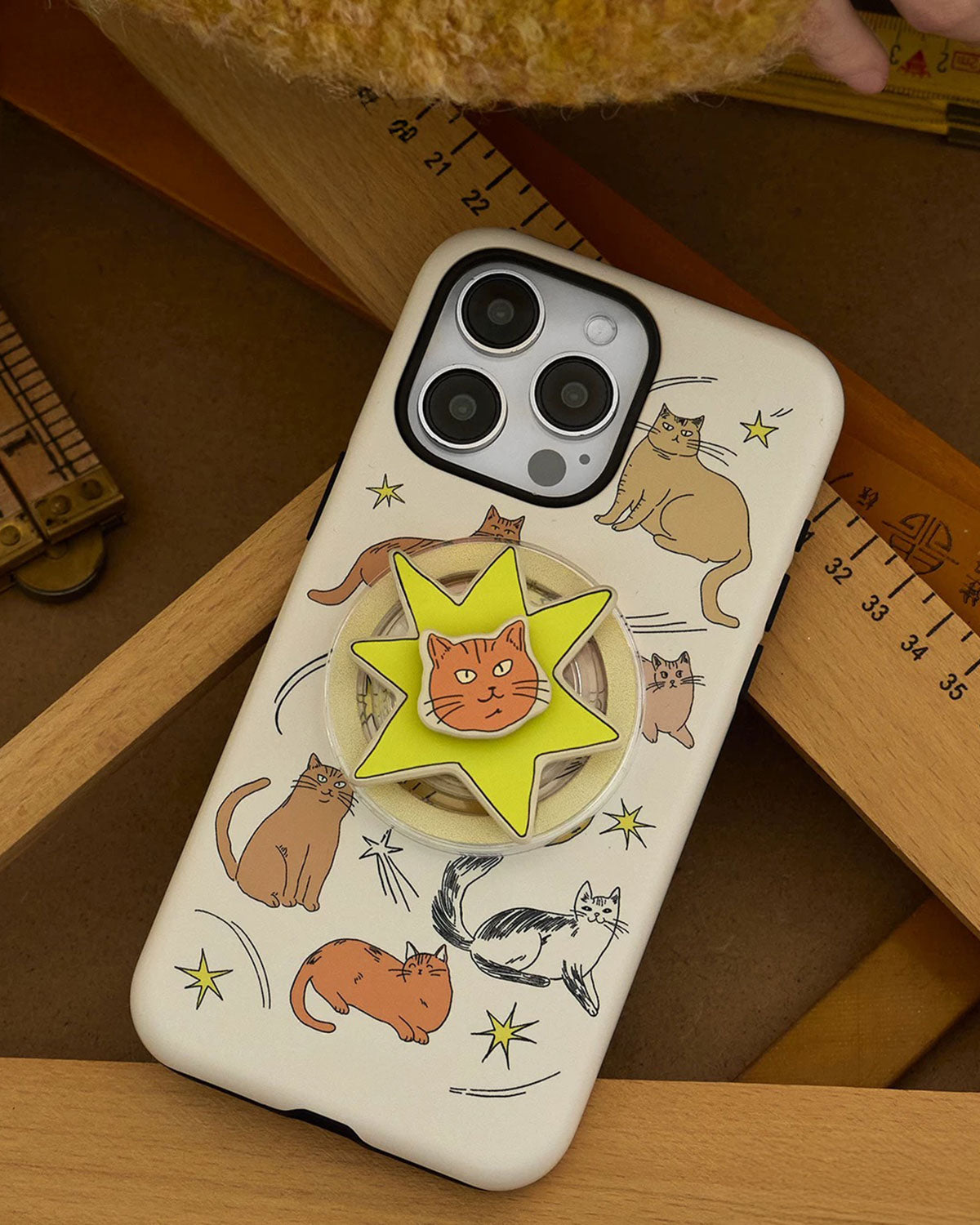 STAR CAT GRIP PHONE CASE