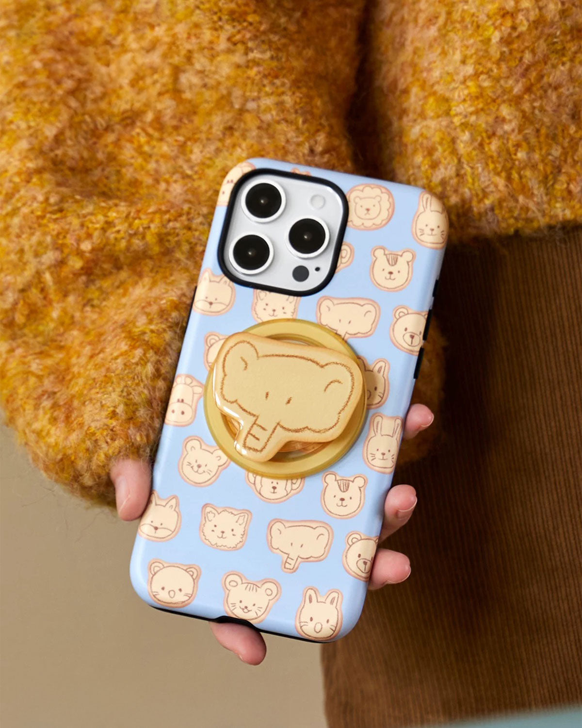 BABY ELEPHANT GRIP PHONE CASE