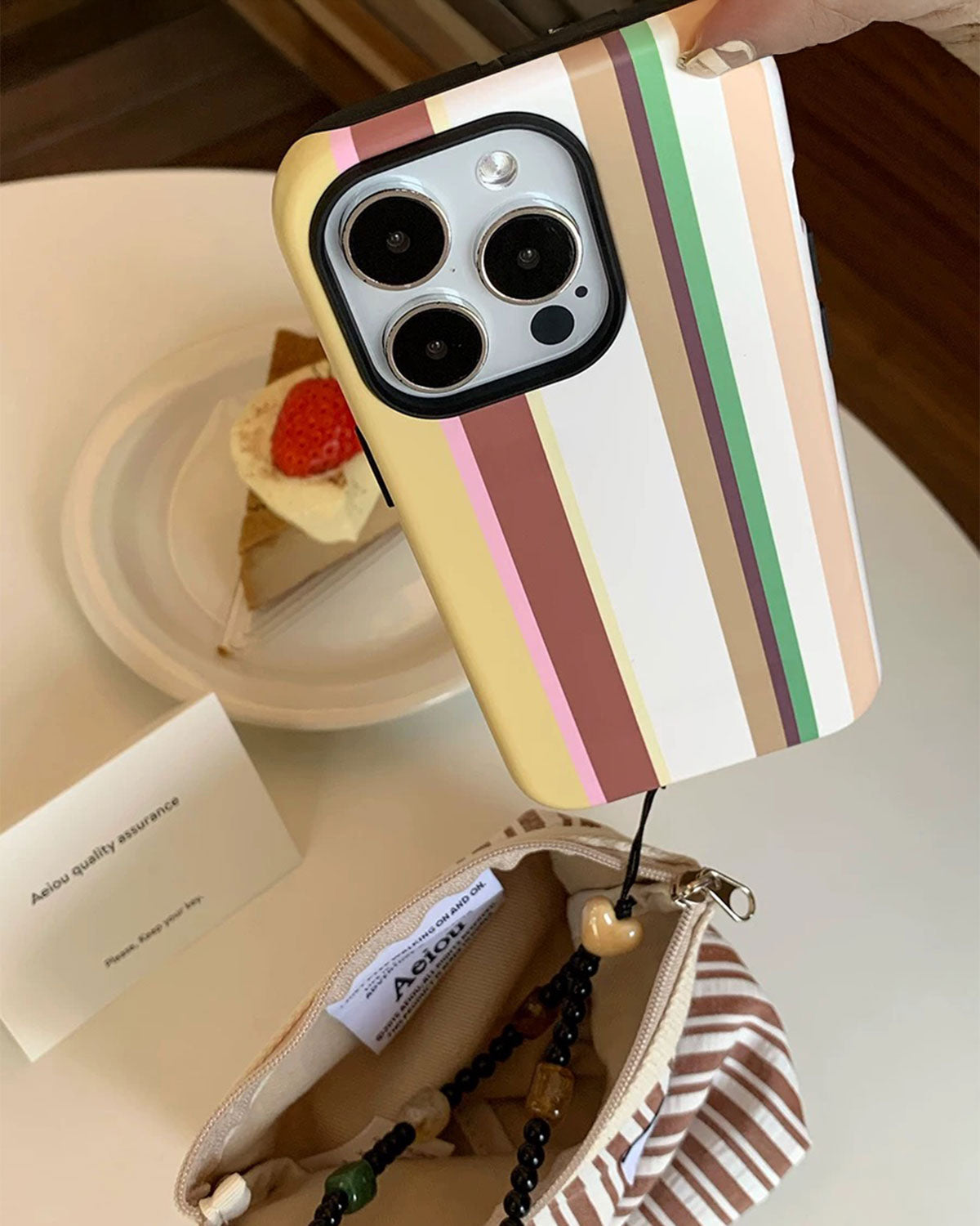 RETRO STRIPE PHONE CASE