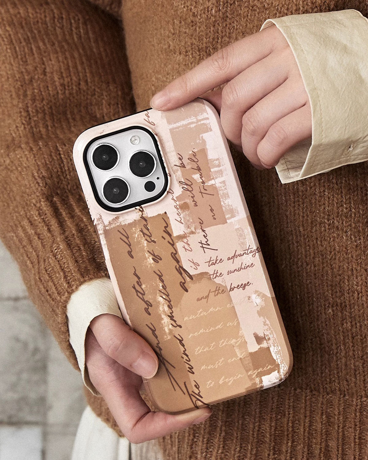 WARM MEMORY PHONE CASE