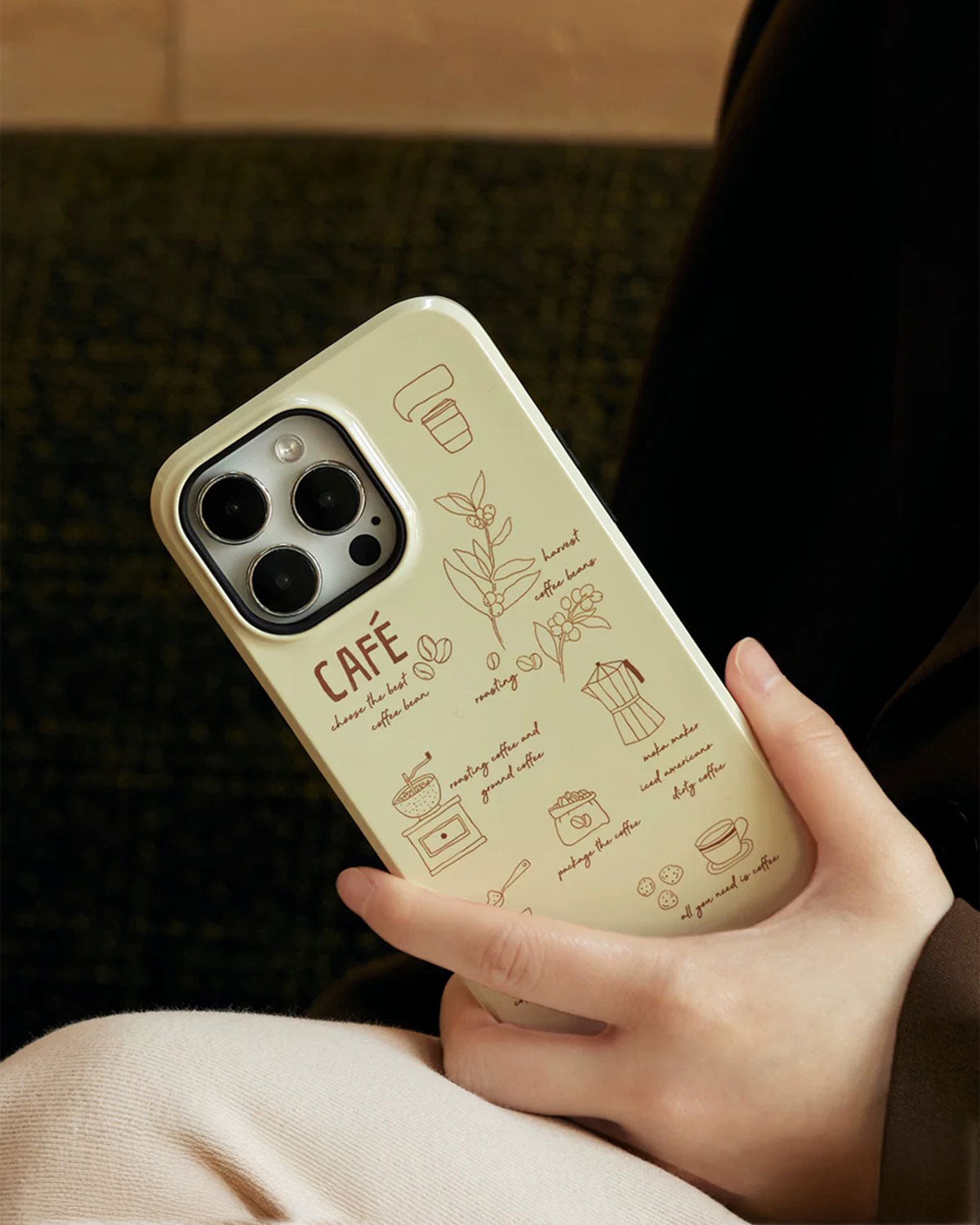 CAFÉ NOTES PHONE CASE