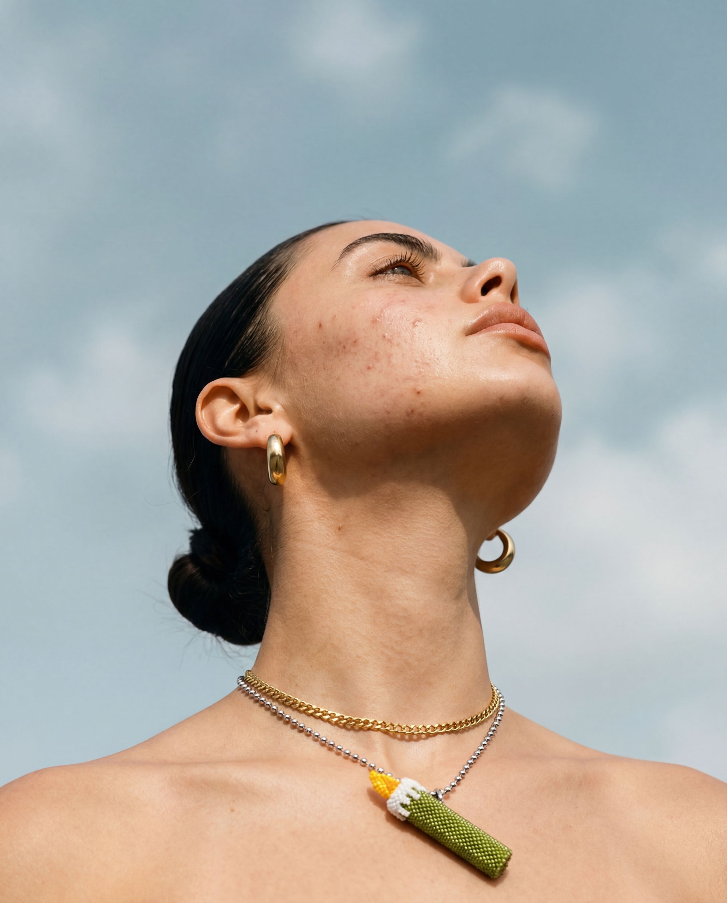 GREEN CANDLE BEAD NECKLACE